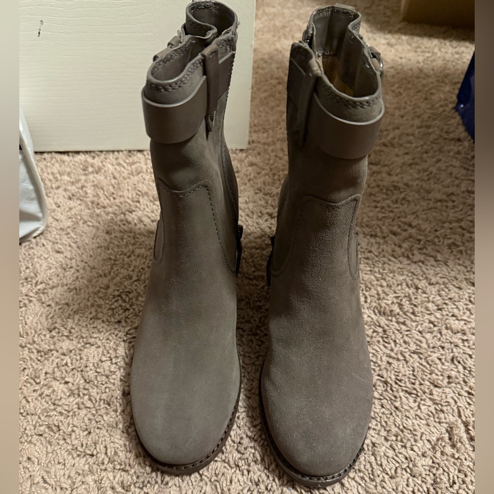 Trask Madison Boots- Gray
